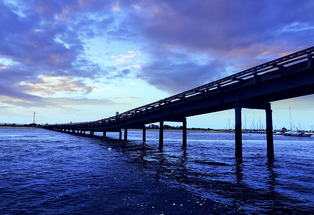 海湾之桥.jpg